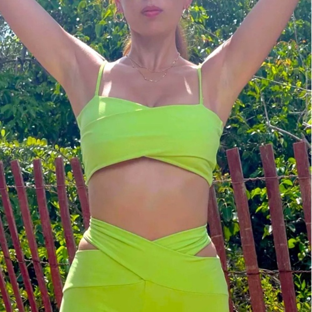 Live the Process Orion Criss Cross Bra